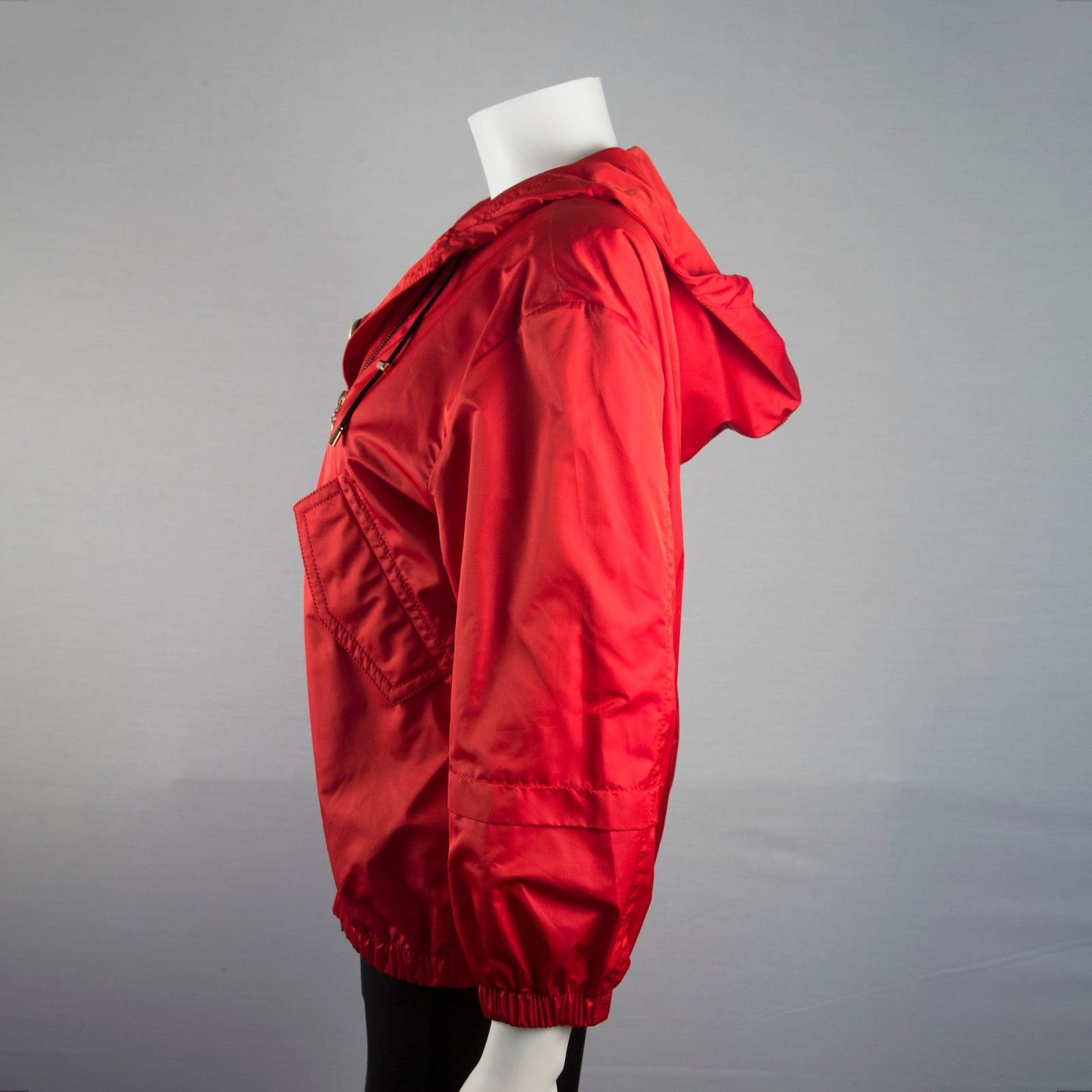 Louis Vuitton Hooded Windbreaker Jackets Polyester Red ref.37194 - Joli Closet