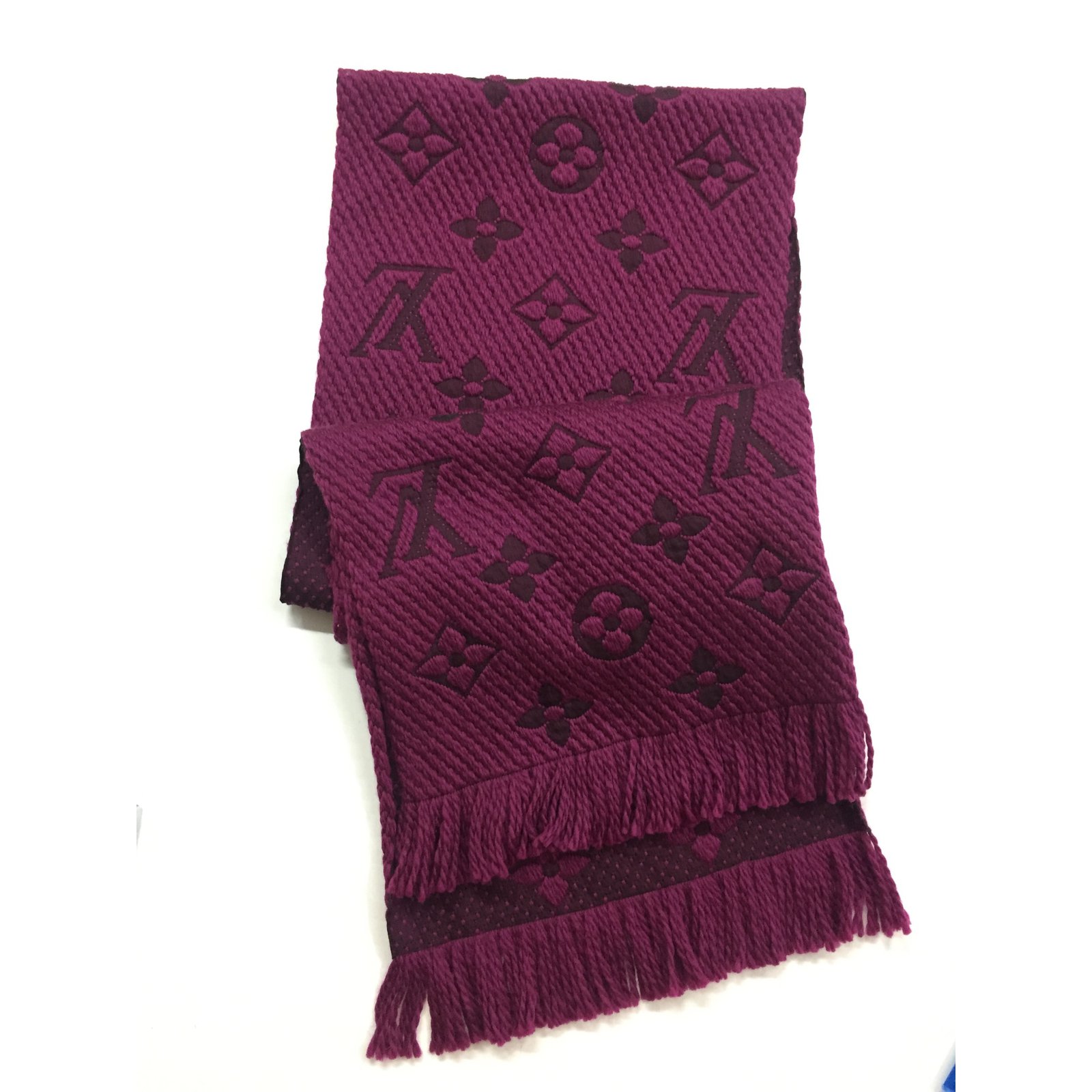 Louis Vuitton Logomania scarf Scarves Silk,Wool Dark red ref.32662 - Joli Closet